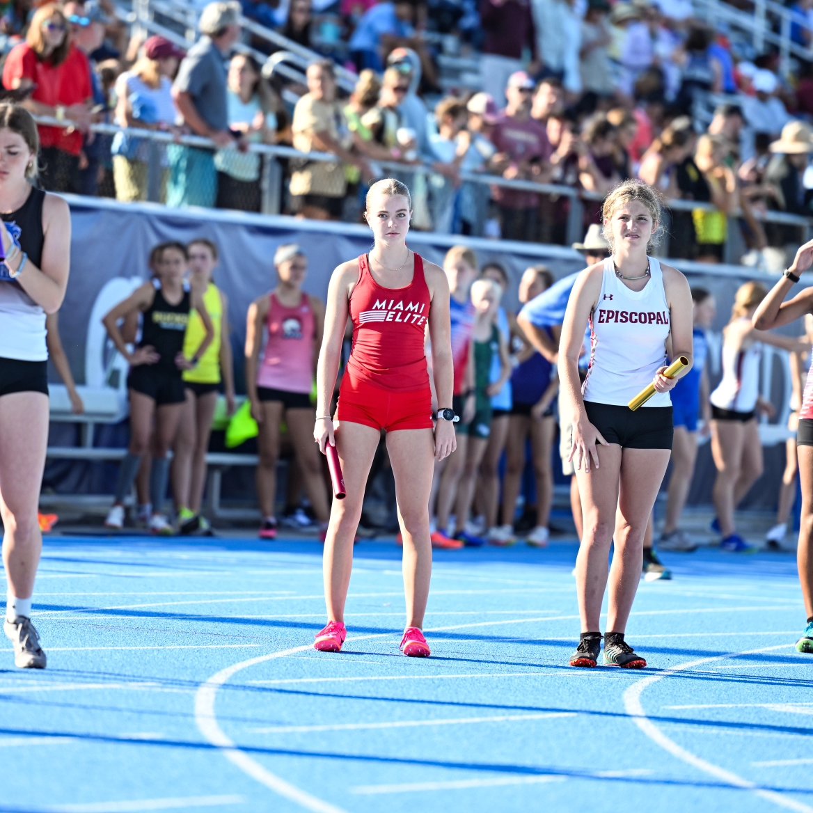 Our 4x800m Relay Team of Nicole Lewis, Bella Reese-Rodriguez, Mike Macdonald, and Marisa Mantecon were 4th at the FLYRA Middle School State Championships this past weekend. Congrats girls! 🎉

---
#trackandfield #track #usatf #running #run #miamirunning #miamitrack #relay