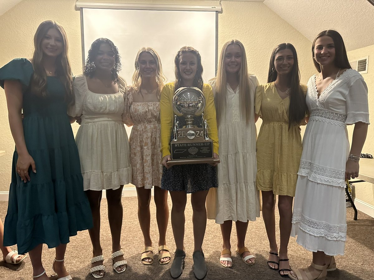 2023-2024 Lady Bee State Runner Up Basketball Banquet! We had such a special season and overcame so much together. Thank you to all who make this program special. We lose 7 spectacular Seniors. We are proud of each of them and excited to see what their future holds. Go Lady Bees!
