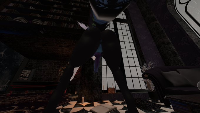 now where did i put that book *rip* HEY U TORE MY SHORTS! https://t.co/DQanweZMOX