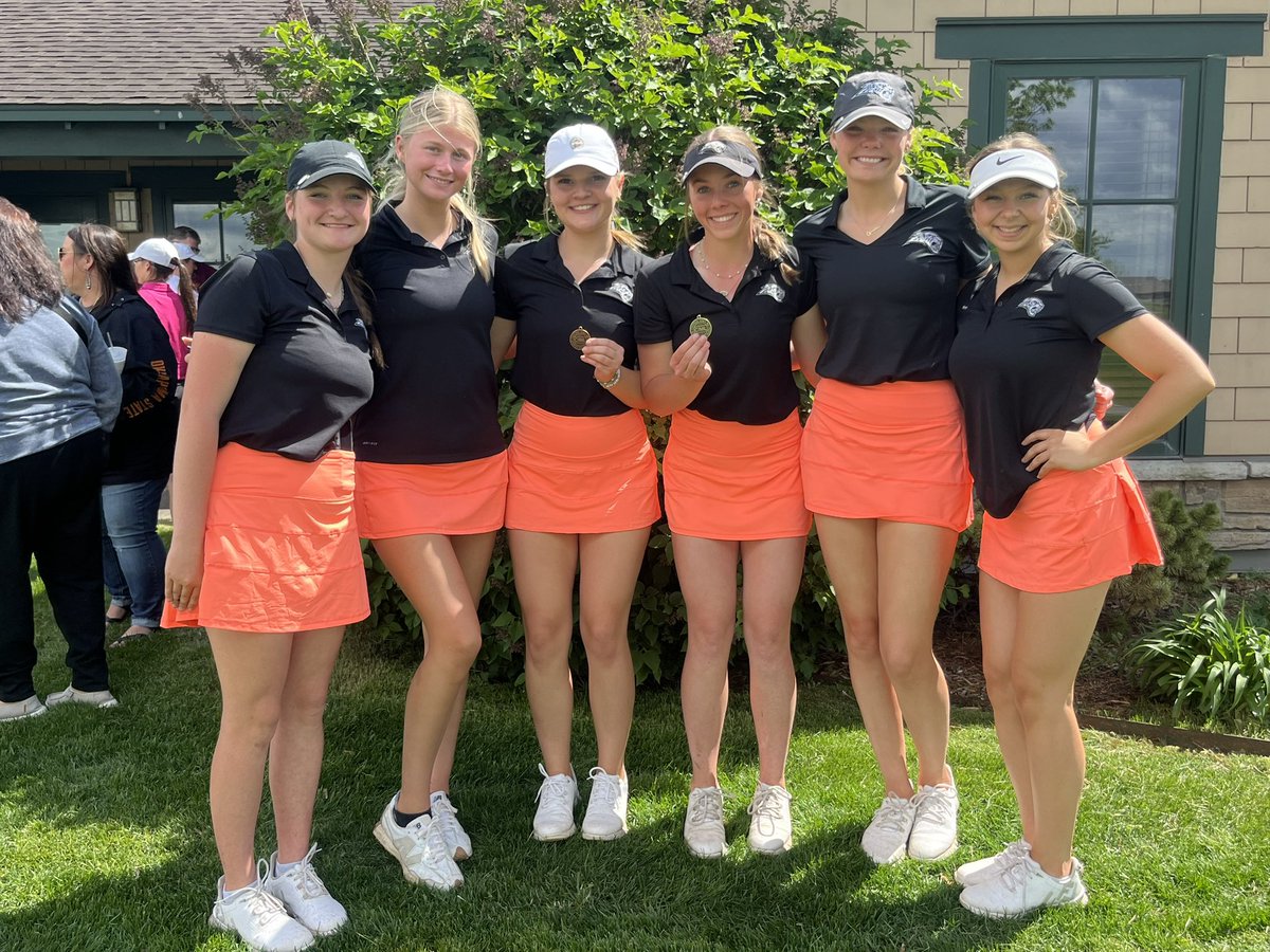 achsgirlsgolf's tweet photo. Day 2 of CIML Conference ✅ Team placed 3rd overall🥉

@DrefkePayton became the 1st Jaguar girls golfer to become a conference champion in school history winning by 9 strokes! 77-75 two day totals! 🙌🏼🥇🏌🏼‍♀️

Kate Geiselhart placed 20th overall. Way to go Jags! @Jaguars_AD https://t.co/F6YRYNgeLw