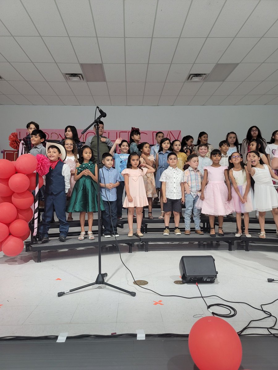 yangel00's tweet photo. Our Mother's Day Performance was so special! We practiced, worried, and tried to anticipate the outcome, but when you see Moms crying and taking lots of photos, you know at that point, no matter what happens..it was all worth it!! Happy Mother's Day!It takes a village #DHEBobcats https://t.co/Bbvr3zRjDB