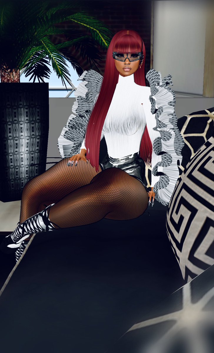 Bad Bitch & I’m Stacked Like My Money 🤍🤍

#imvu #fashionblogger