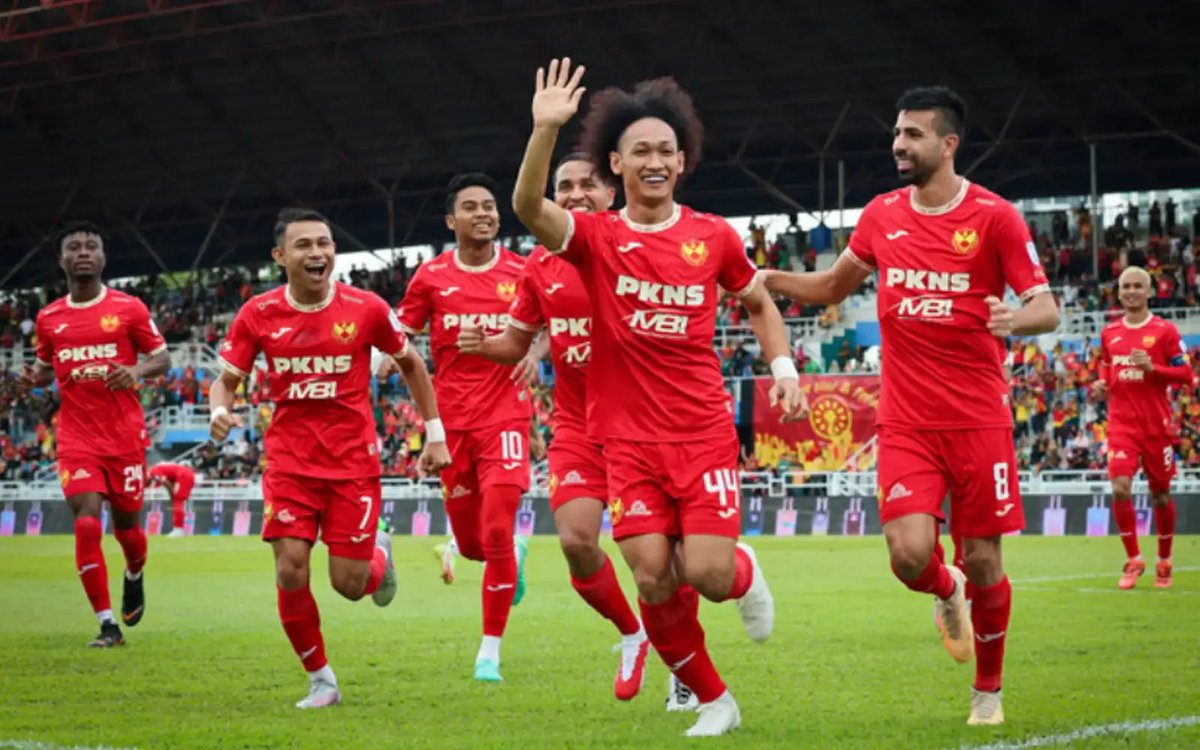 Difahamkan Selangor FC bakal berdepan hukuman potong 12 mata liga dan dilucutkan untuk bermain di kempen Asia Champions League 2 musim ini sebagai hukuman menarik diri menentang JDT.

Status : Sekadar rumours

Tetapi perkara macam ini boleh terjadi.