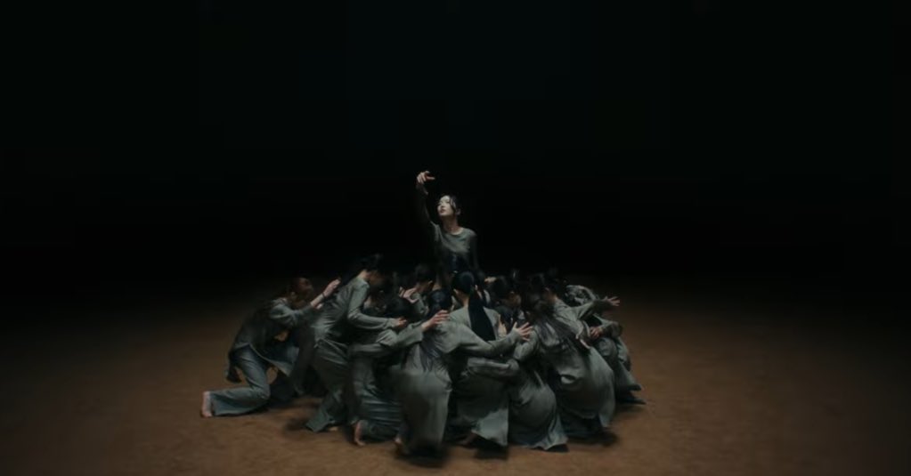 JAYCST4R's tweet photo. #tripleS #트리플에스 #トリプルS
#ASSEMBLE24 #Girls_Never_Die cinema https://t.co/zndYEkEAJn