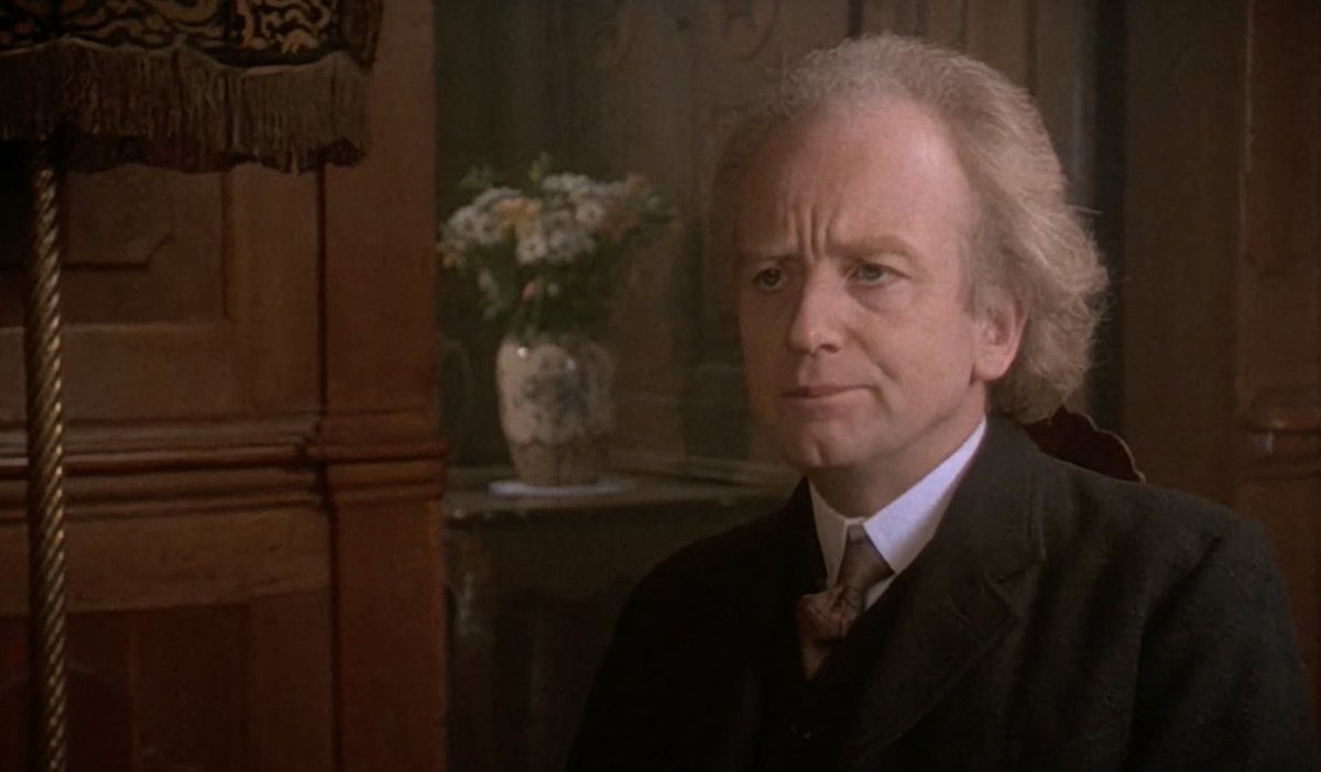 'May I introduce our young friend ... Henri Defense.'

Ian McDiarmid as Professor Levi in #YoungIndianaJones!