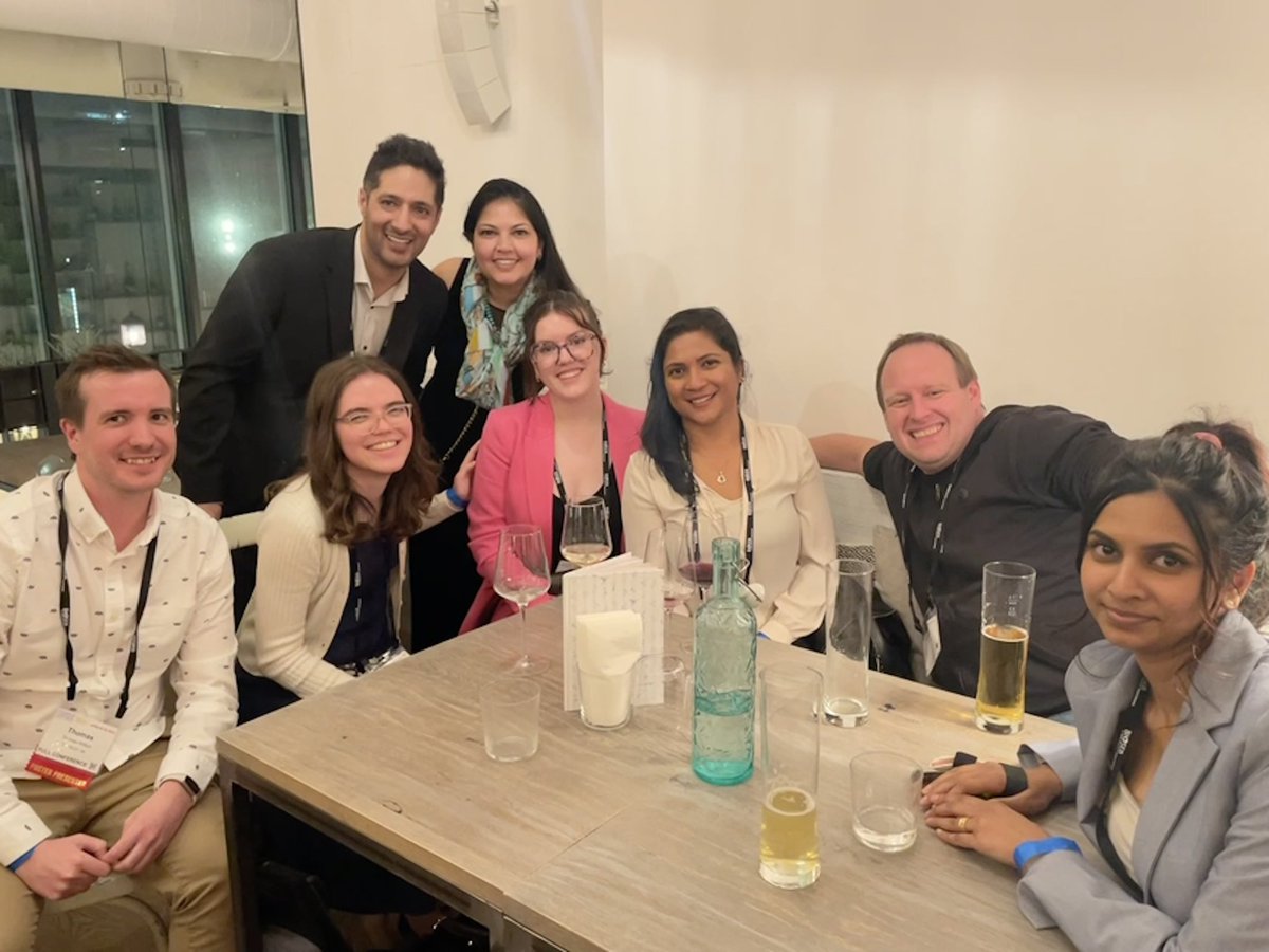 The Ali lab meets the Kapoor lab at #OARSI2024 and though some members were missing, it was a fun time at Das Glashaus in Vienna for the Meet the Mentor Afterparty! @OARSI_ECI @SchroederInst
