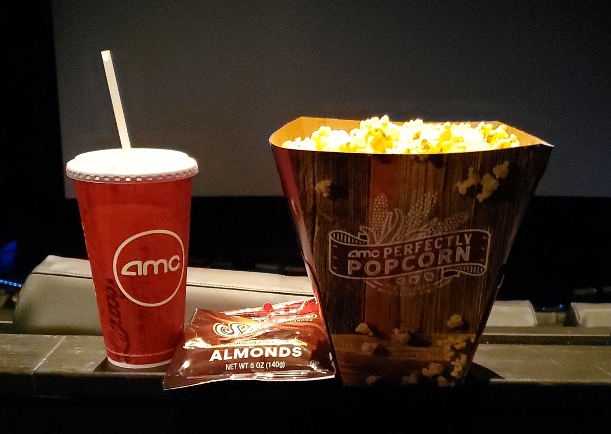 #ApesTogetherStrong primed by the 🩳 killer combo.

@ApesMovies 
#shareAMC
#atAMC

#KingdomOfThePlanetOfTheApes was a beautiful movie!