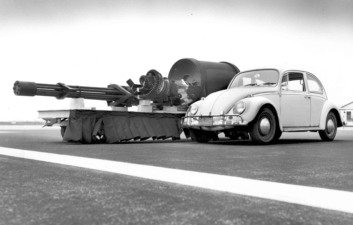 I challenge anyone to show me a product more beautifully designed or enjoyable to use. I give you the GAU-8 Avenger.