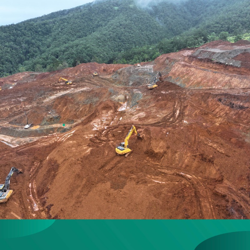 PacificNickel's tweet photo. $PNM.AX progresses ramp-up at the Kolosori #Nickel Project aiming for 3 ships per month for approx. 180,000t of #nickel ore.

New COO Willem Dique is on-site, working on the improved mine plan targeting a higher-grade product (1.7%+ Ni) to achieve premium DSO nickel price.

#ASX