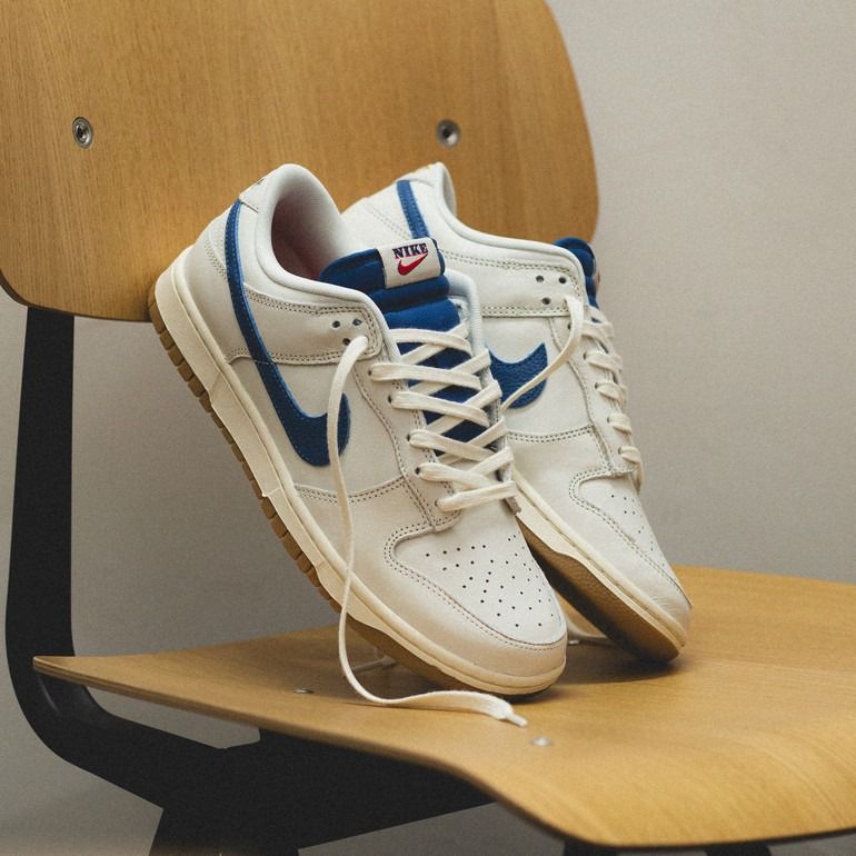 JustFreshKicks tweet media