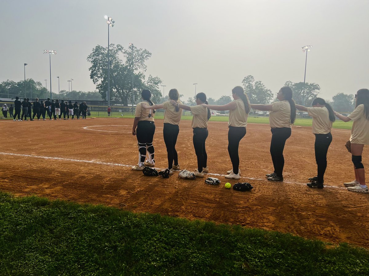 LadyToreadors's tweet image. A great day for Seguin Softball!