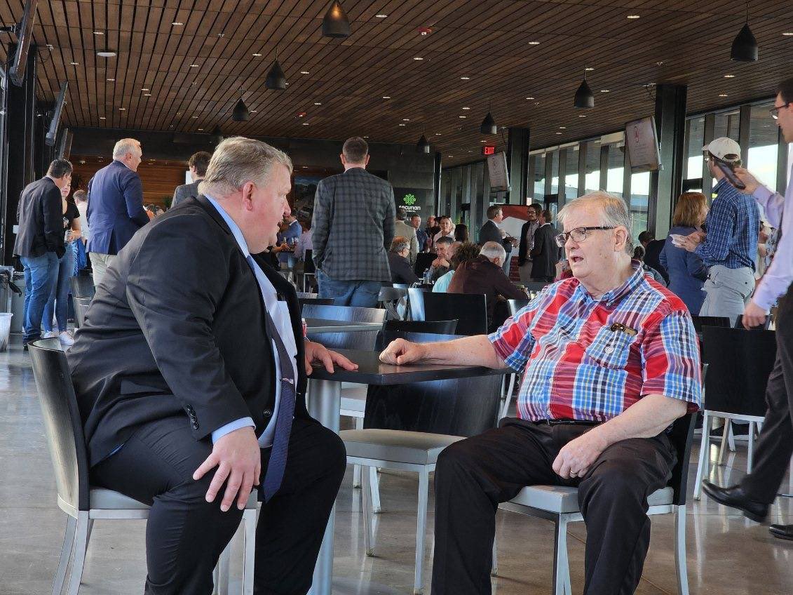 Thanks to everyone who came out to the I90 party tonight. It was great to see so many friends enjoying a relaxed evening of camaraderie. Glad to have <a href="/greatermankato/">GreaterMankatoGrowth</a> and <a href="/GreenSeamRegion/">GreenSeam</a> continue this important annual tradition 🍻🐷 #mnleg