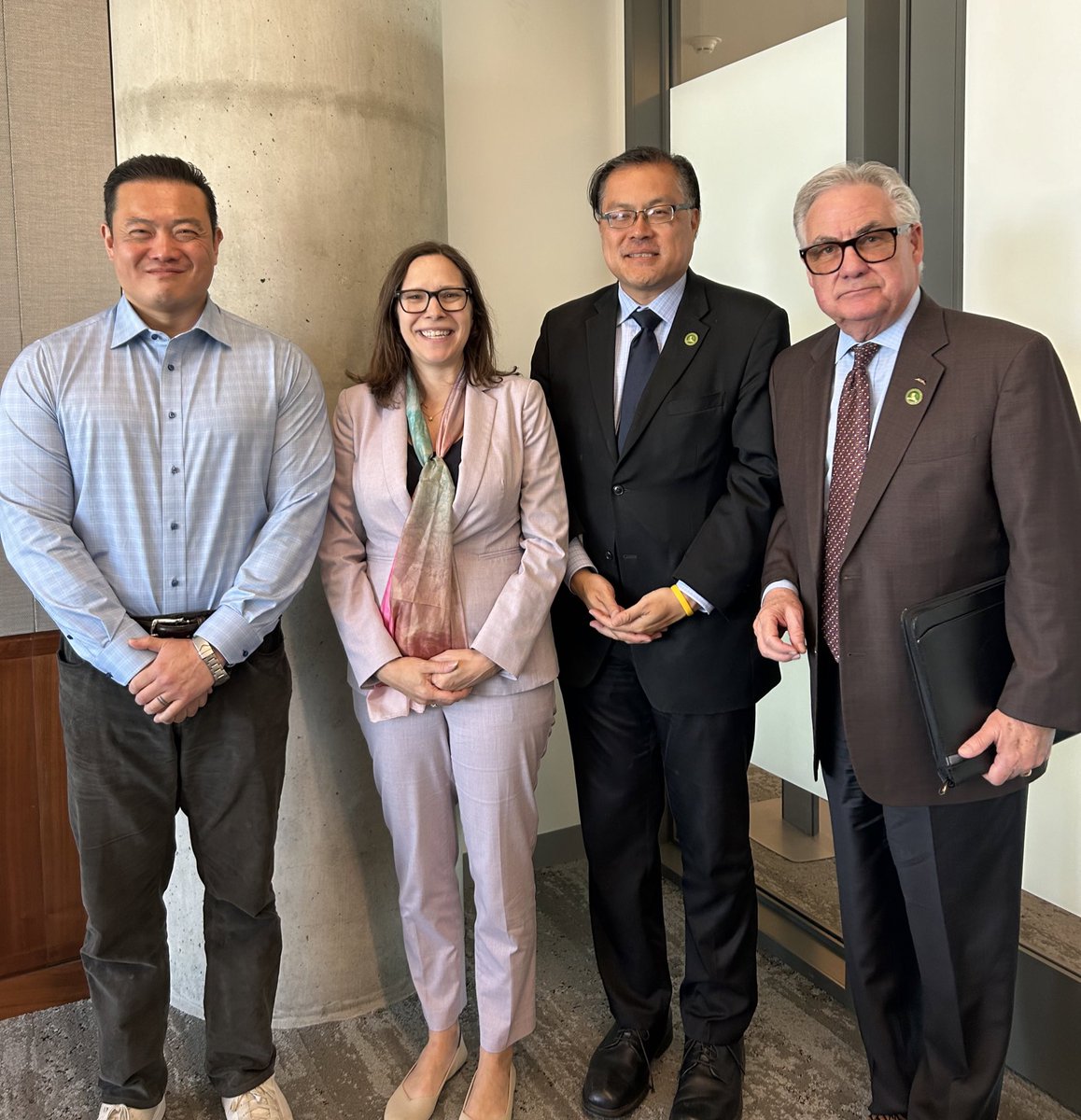 Was a privilege to meet with a group of California House Assembly Members, including @MikeFongCA, @PhillipChenCA and @JimPatterson559 to learn about their various districts’ ongoing engagement with Taiwan. Many thanks for the interesting and productive conversation.