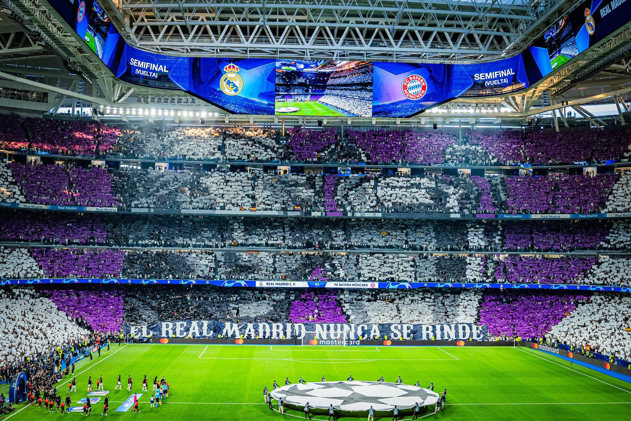 Así van las obras del estadio Santiago Bernabéu  2 - Página 29 GNH-H-CWEAAzov4?format=jpg&name=large