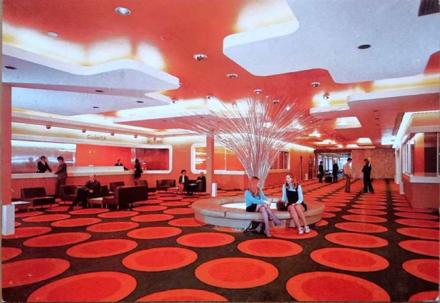 The foyer of the Post House Hotel at Heathrow Airport c.1968.