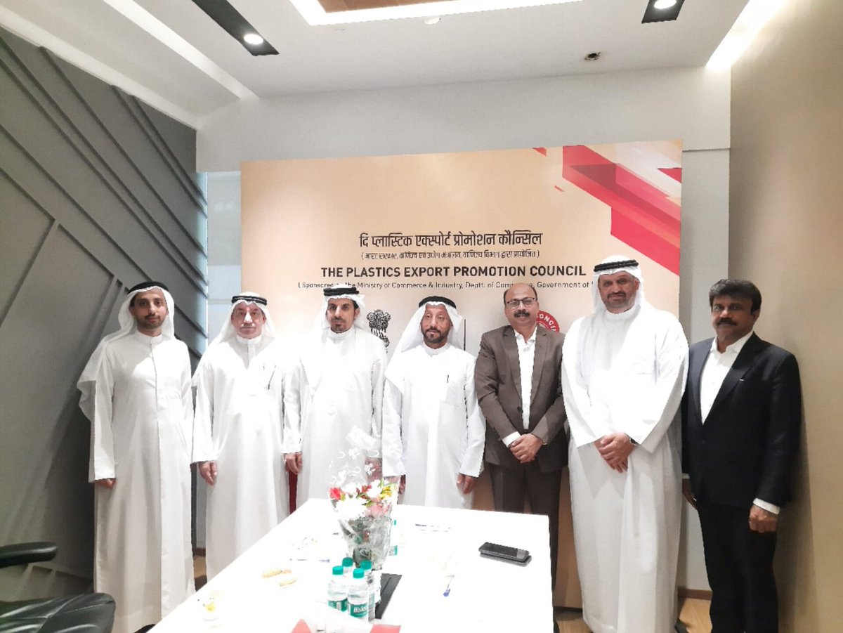 A meeting was held between H.E Abdallah Sultan Al Owais, Chairman of Sharjah Chamber of Commerce & Industry (SCCI) and Mr. Sribash Dasmohapatra, Executive Director of PLEXCONCIL.

(1/3) #PlexConcil #PlasticExport #PlasticExhibition #PlasticsIndustry