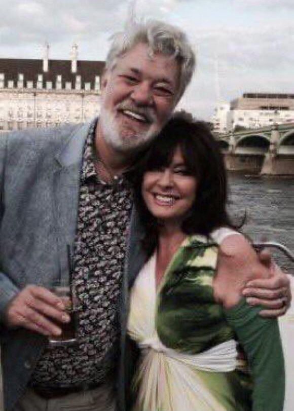 Happy Birthday Gorgeous Matthew Kelly. Great actor, presenter, Fabulous man. Such fun to work with in pantos and game shows Lovely memory at Medical Detection Dogs Charity Have a Fab day #MatthewKelly  #TheDresser #StarsInTheirEyes #YouBet #TheGap @MedDetectDogs #thursdaymorning