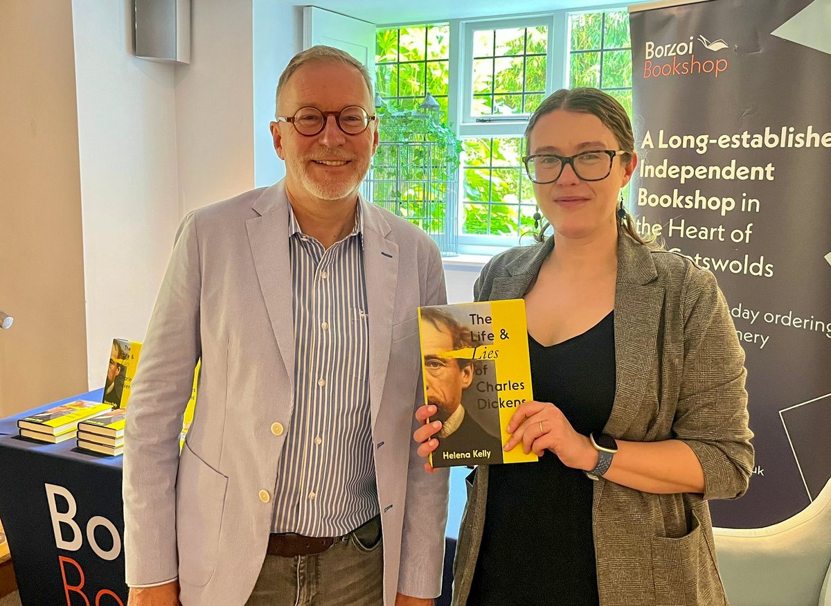 Cllr Paul Hodgkinson attended the Chipping Campden Literature Festival yesterday.📚 This annual event aims to celebrate the art of writing and the joy of reading. The festival has been running all week and comes to an end on Saturday. Find out more👉 campdenmayfestivals.co.uk/literature/abo…