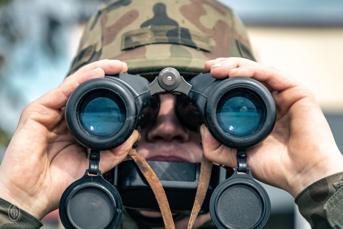 17WBZ's tweet image. 🧐🔭 #Obserwator - zawsze czujny i ma oczy dookoła głowy, bo #bezpieczeństwo w trakcie szkolenia to podstawa. 👍 #17WBZ