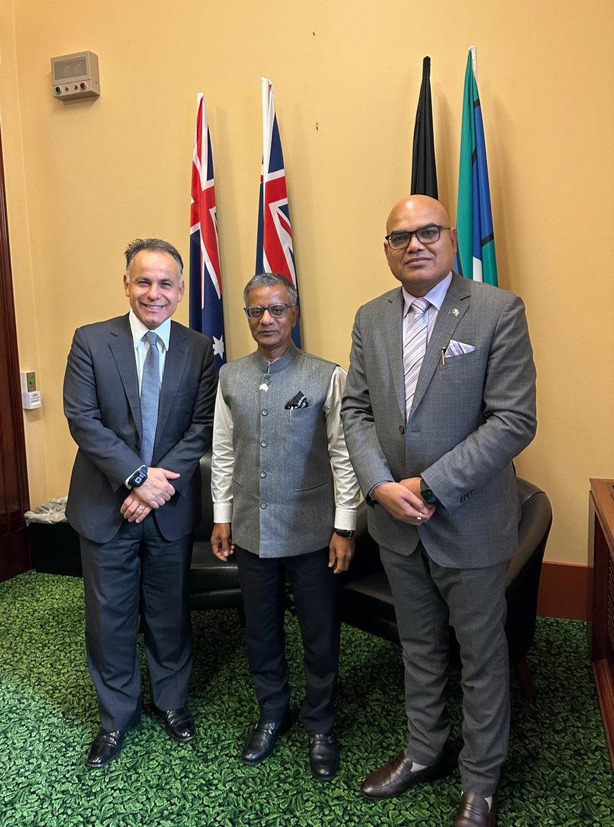 High Commissioner met the Leader of Opposition Hon. @JohnPesutto and appreciated strong bipartisan support for the growing 🇮🇳- 🇦🇺 partnership in various areas. Both acknowledged the role of Indian diaspora in Melbourne, Victoria.