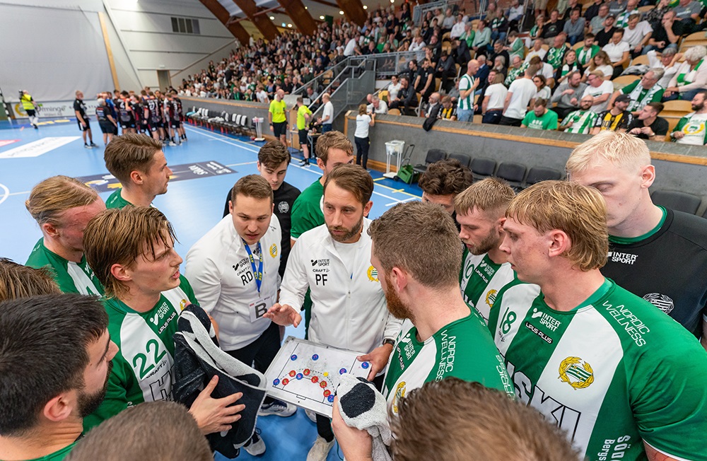 💬Ny cupfinal, snöpligt slut i slutspelet och publikfester på Söder – Patrik Fahlgren om säsongen i ett längre snack👇

hammarbyhandboll.se/hifhandboll_he…