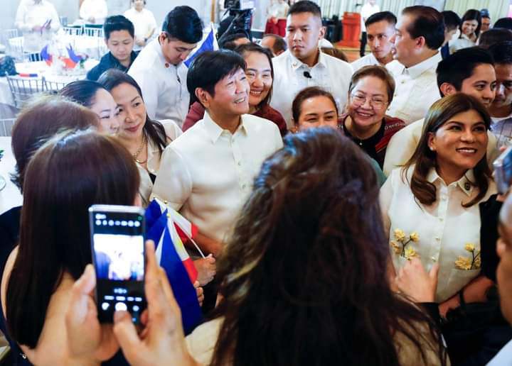 Sinaksihan ni Pangulong Ferdinand R. Marcos Jr. ngayong araw ang paglagda sa alliance agreement ng Partido Federal ng Pilipinas (PFP) at Lakas-Christian Muslim Democrats (CMD).