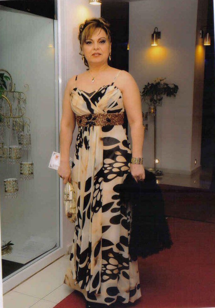 ADAM SORAR ;
Kaçınız çıplaklığınıza güvenmek yerine,
karakterinize güvenecek kadar kadınsınız ?

KADIN CEVAP VERİR ;
Kaçınız çıplak bedeni sahiplenmek yerine,
üstünü örtecek kadar ADAMSINIZ ?

Günaydın F vitaminlerim 🤗SEVGİ ve AŞK ile 💙🥰
Gracias A La Vida🙏🏻