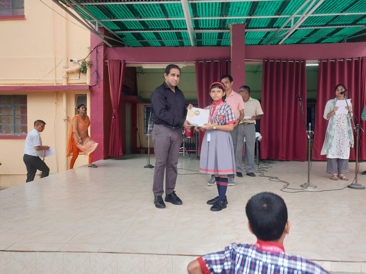 KENDRIY01006343's tweet image. SOF OLYMPIAD PRIZE DISTRIBUTION 
#sofolympiad