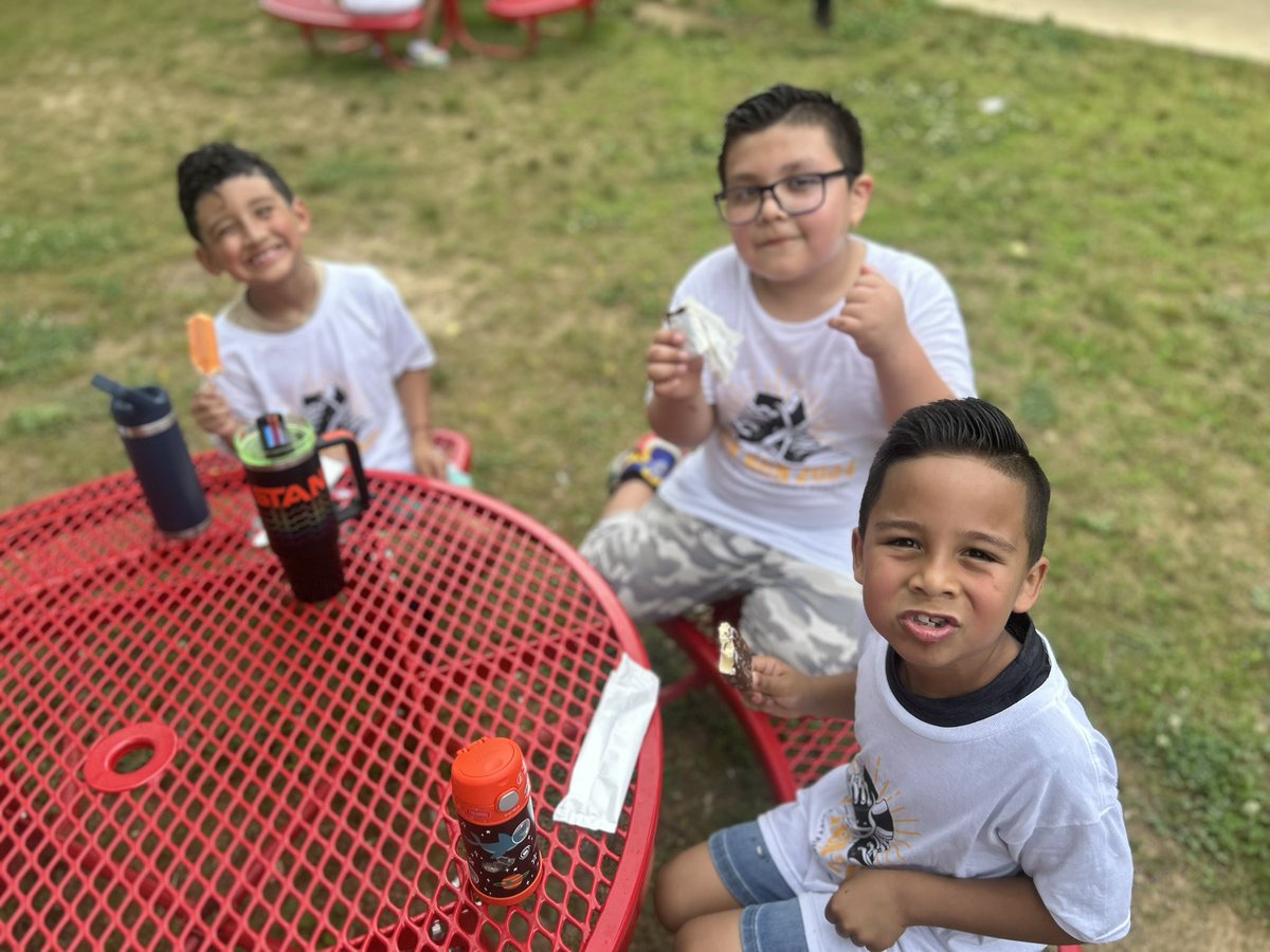 Fun Run success and ice cream! What a great day with The Zebras! 🖤#teachingthezebras #ccps