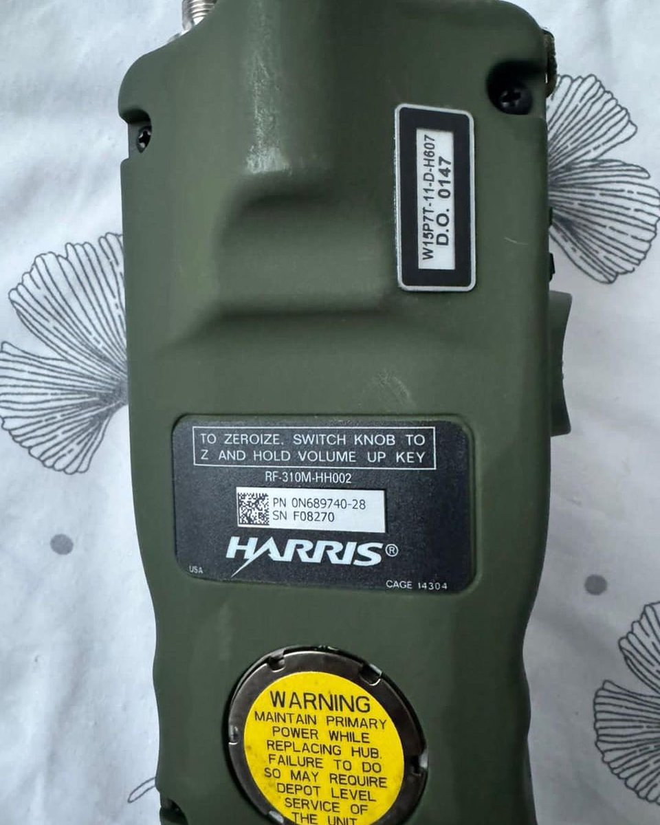 MK_gear_surplus's tweet photo. RF 310M civilian equivalent to a prc 152 - Brand New Radios Coming soon #prc152 #prc148 #rf310m https://t.co/WoKlA3iPWg