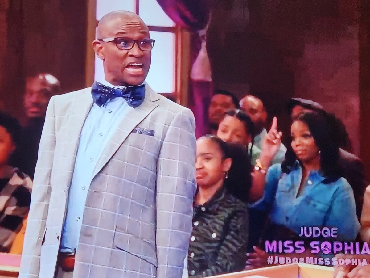 Somebody please give @tommycat his own show! @ComedienneMsPat @chasbough am thinking a Marcus spin off. I watched #JudgeMissSophia like 20 times and the courtroom scenes are HILARIOUS 😂🤣! #Mspatshow
