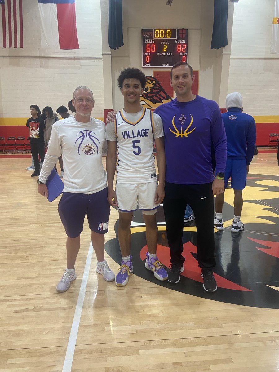 JVHS Falcons Hoops (@hoopsjv) on Twitter photo REPRESENT!!! 
Making his impact felt in our program, school, community, and city…a true role model whose every day example defined what a student athlete should embody…adored and loved by all (which rules out the other 2), Gavin Davis. WE THANK YOU, G-MAN. #Mr .54 #SuperFly REPRESENT!!! 
Making his impact felt in our program, school, community, and city…a true role model whose every day example defined what a student athlete should embody…adored and loved by all (which rules out the other 2), Gavin Davis. WE THANK YOU, G-MAN. #Mr .54 #SuperFly