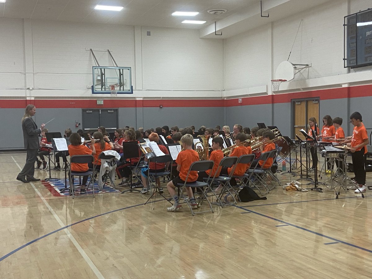 Mitchell Elementary Golden,CO tweet media