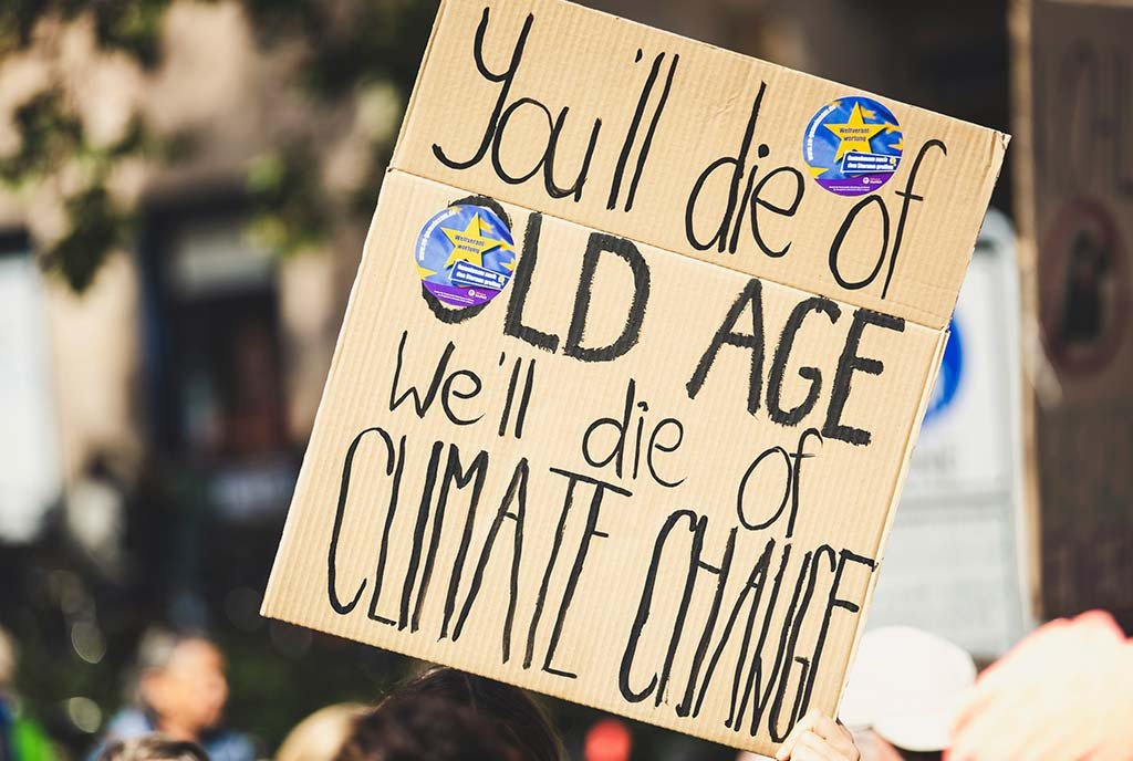 #Philanthropy can help the youth climate justice movement by prioritising funding for grassroots & communities of colour and incorporating the #ClimateJustice lens into racial and economic justice grantmaking: ow.ly/EGfI50RsBq0 #PhilanthropyForClimate @npquarterly