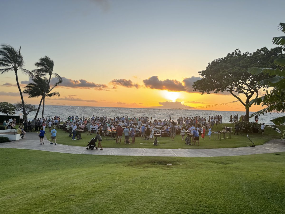 NFSAorg's tweet image. #WishYouWereHere! #OpeningReception #NFSABLC24 ⁦@waileamarriott⁩ #Maui! #fastestwateraloha!