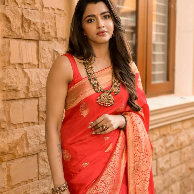 #SaiDhanshika unleashes her inner fire with this red ensemble in these latest photoshoot pictures! ❤‍🔥 Check them out! @SaiDhanshika @RIAZtheboss @V4umedia_ @V4UTALENTS