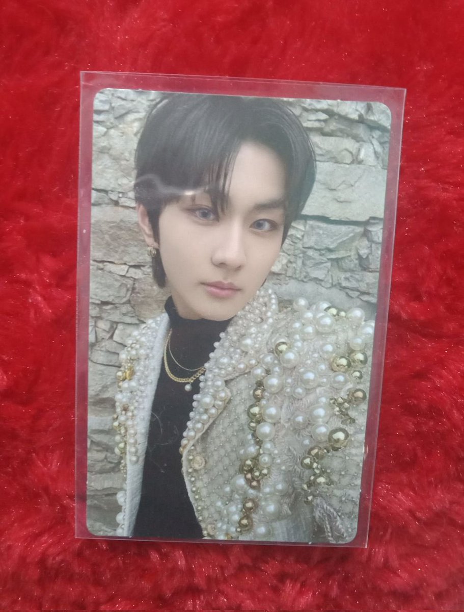 pjsrvn_'s tweet photo. ꒰ wts lfb enhypen ph ꒱ #tindanirvn 

╰ jungwon pcs ( helping a friend )

୨ 150 each + sf ( free pf )
୨ onhand | both in good condi but x sensi
୨ prio payo | 3 days dop
୨ gcash | direct j&amp;t, flash exp
୨ reply/dm to claim ! https://t.co/jIXTVedw1o