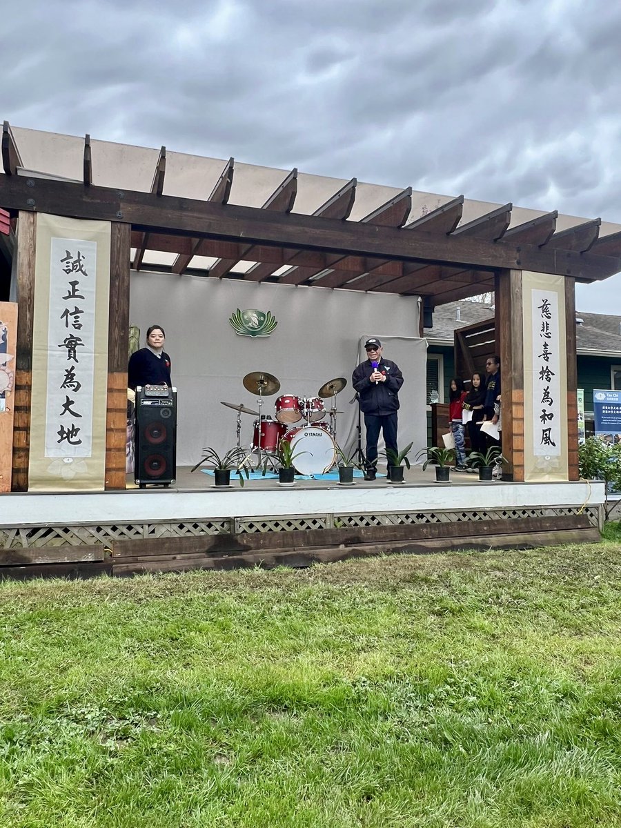 1/2 🌷 Thank you to @tzuchicanada for hosting the Tulip Festival in #RichmondBC!

Throughout the festival, the Tzu Chi Foundation provided children’s activities, various Taiwanese snacks, and an opportunity to tour their garden.

@ChakAuRichmond #MLAYao #RichmondBC #BC #BCPoli