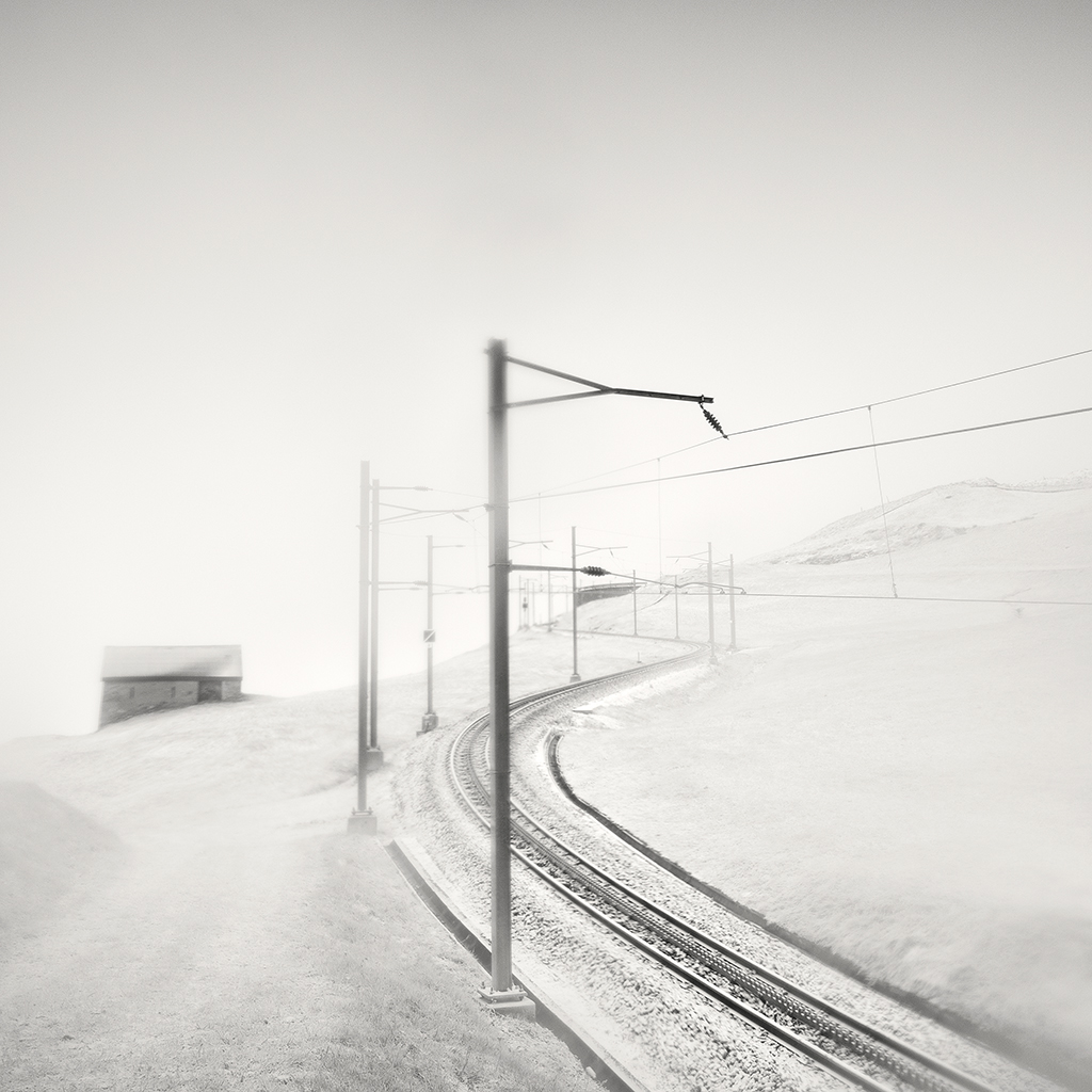 The first cold, the first snow I by Pierre Pellegrini
#mountain #filmphotography #blackandwhitephotography #analoguephotography #hassy #photography #bnwphotos #shootfilmnotmegapixels #nature #mediumformat #landscape #landscapecaptures #hasselbladculture #blackandwhite…