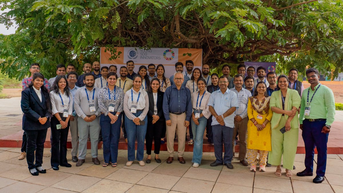 Hosted 1st SDG Innovation Accelerator in partnership with @GCNIndia. Thank you to Mr. Rantesh, Exec. Director @GCNIndia for an inspiring keynote & all participating corporate leaders. Special thanks to @Prakash_Archa , @ShubhamitraPatra, @ajmerkidivya @SreerupaS , @neetaaggarwal