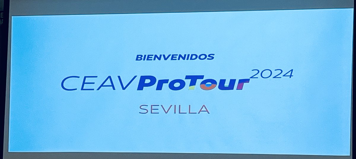 Ayer @MosaicoIdiomas participamos en el ProTour de @CEAV_AAVV en #Sevilla invitados por @AeviseS 

Una tarde de formación y encuentro entre profesionales y amigos.