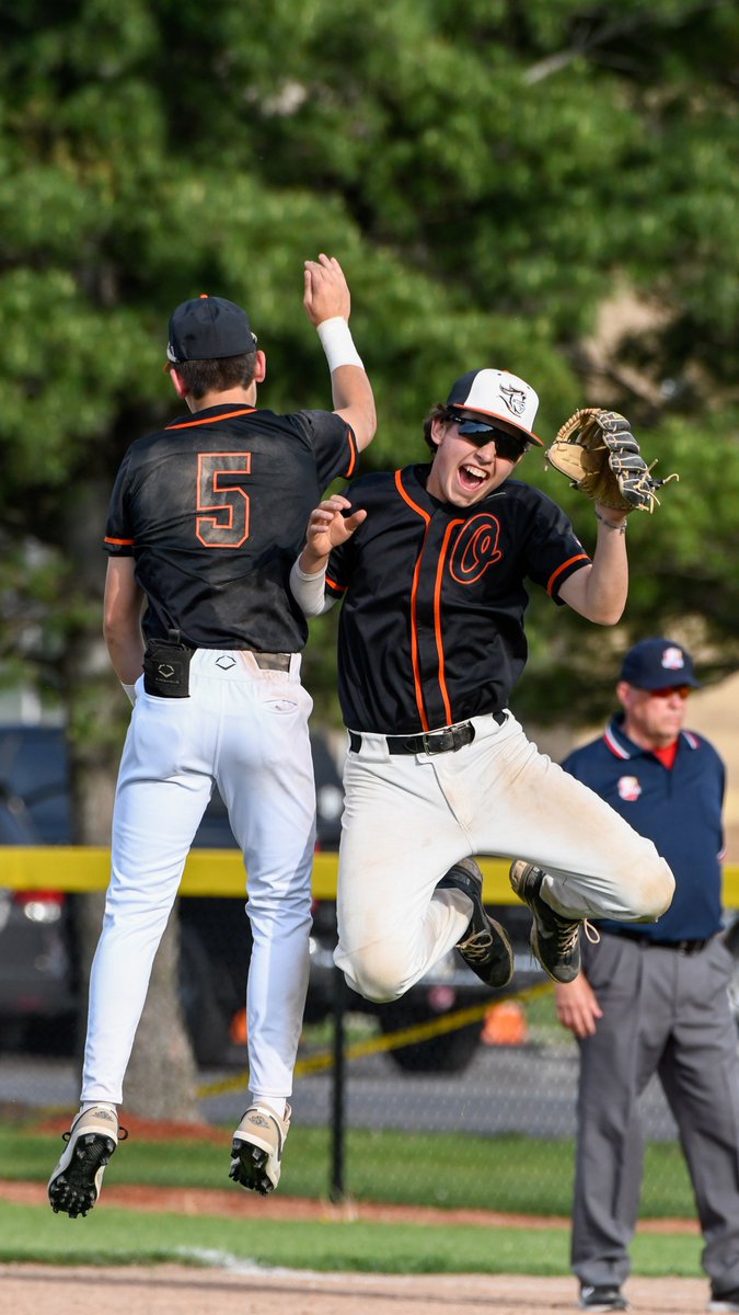 niklaustradamus's tweet photo. The Otsego baseball team picked up a big win over Eastwood on the road Wednesday.

Full story for The Sentinel-Tribune ➡️ https://t.co/JIND98bW3T

@OKBaseball1 
@OtsegoAthletics https://t.co/sPSc7fvUKJ