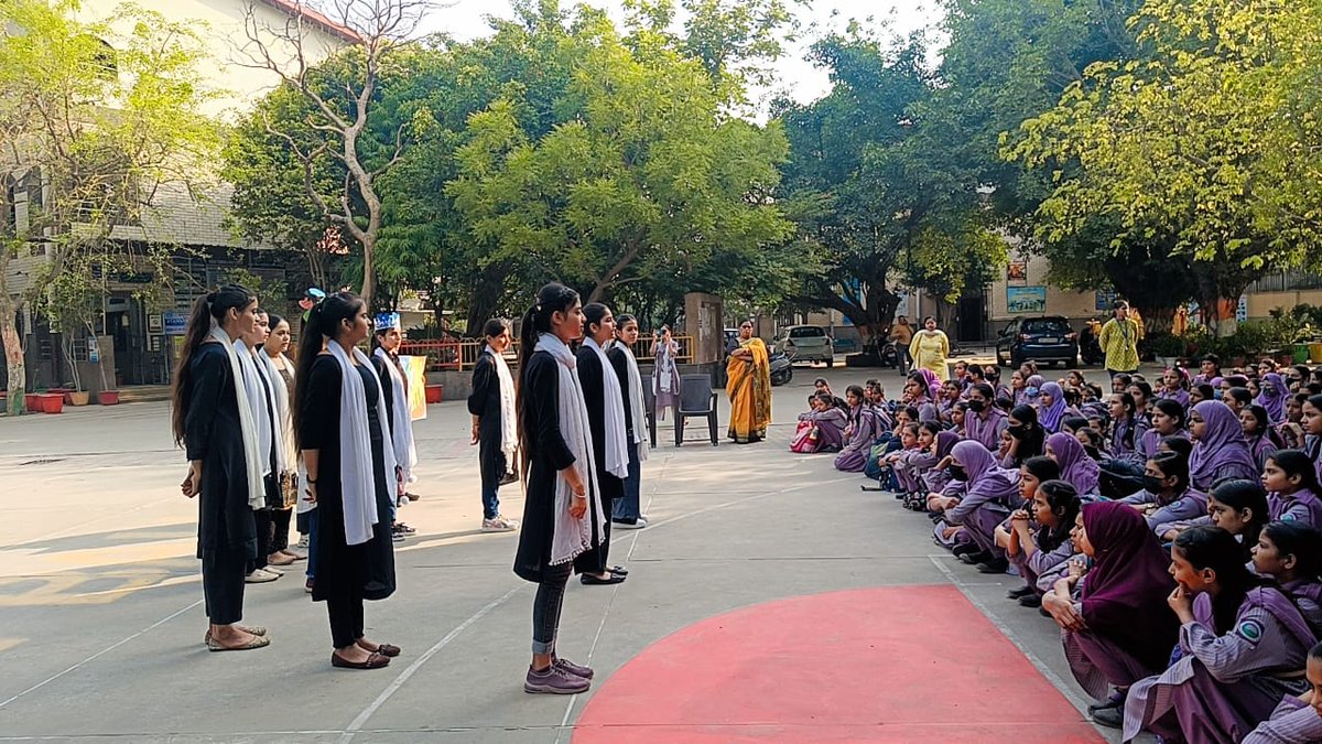ZeenatSkv's tweet photo. Students put their efforts through skit at Zmskv jafrabad (1105018) about" Save Environment " Go Green Breathe clean..☘️🌴 https://t.co/wDZCCXTxR0