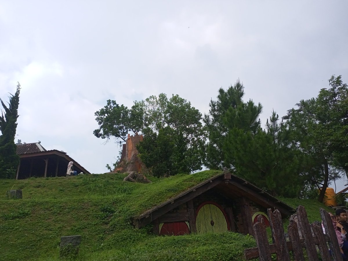 rumah Hobbit