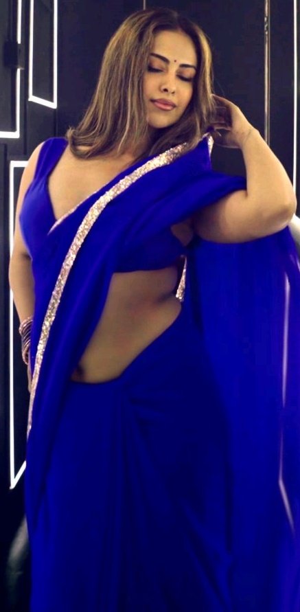 GNHU_YHWYAAyUXZ?format=jpg&name=900x900