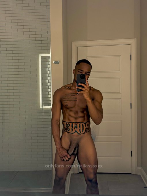 Watch the mother fucking body 🚀's leaked NSFW photo on TwXstars