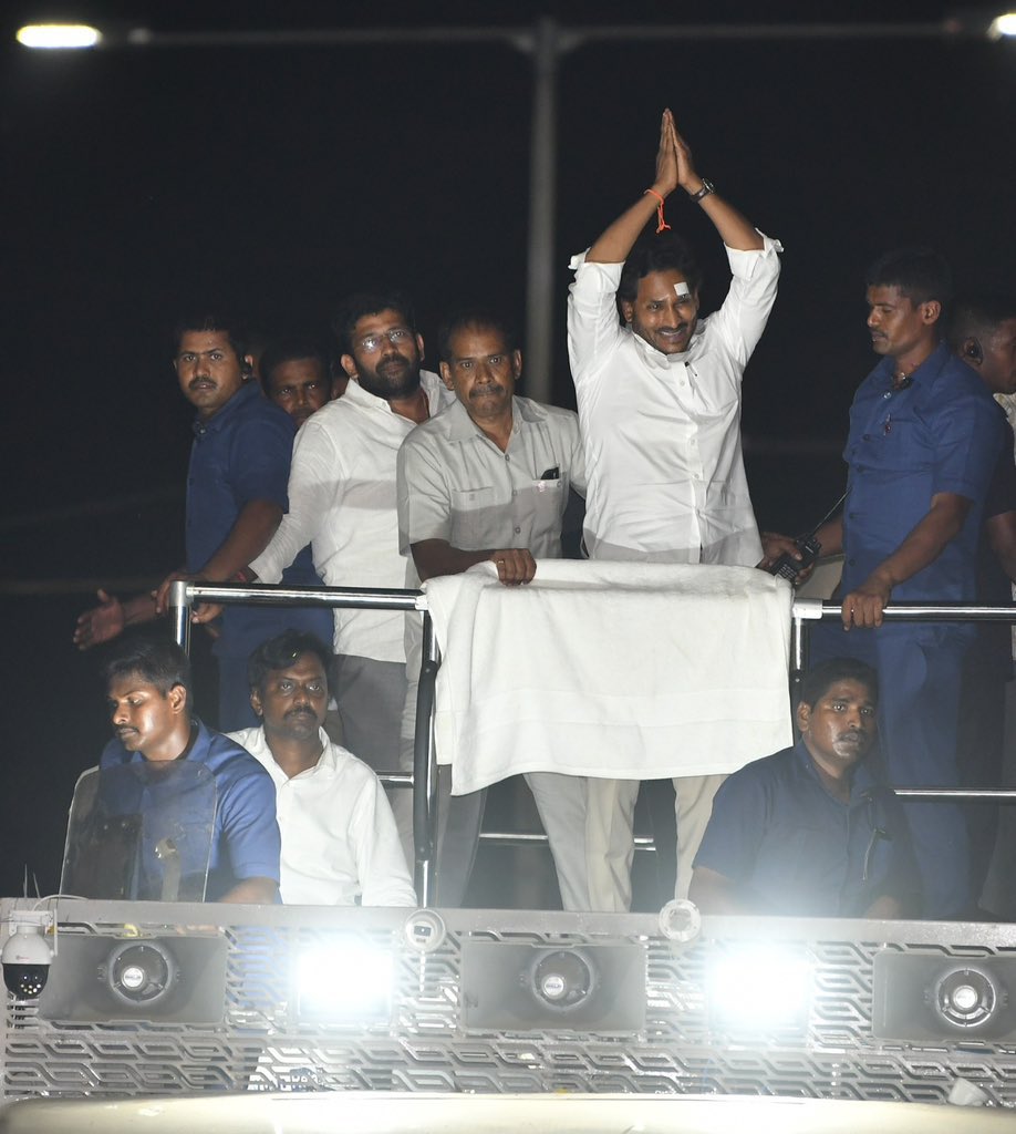 #YsJagan Peaked At Right Time!! With Just Couple More days for Election Campaign….The Wave in andhra is Indicating Towards Jagan & With Pro Government Vote It Looks like a Cake walk for #YsJaganAgain !!