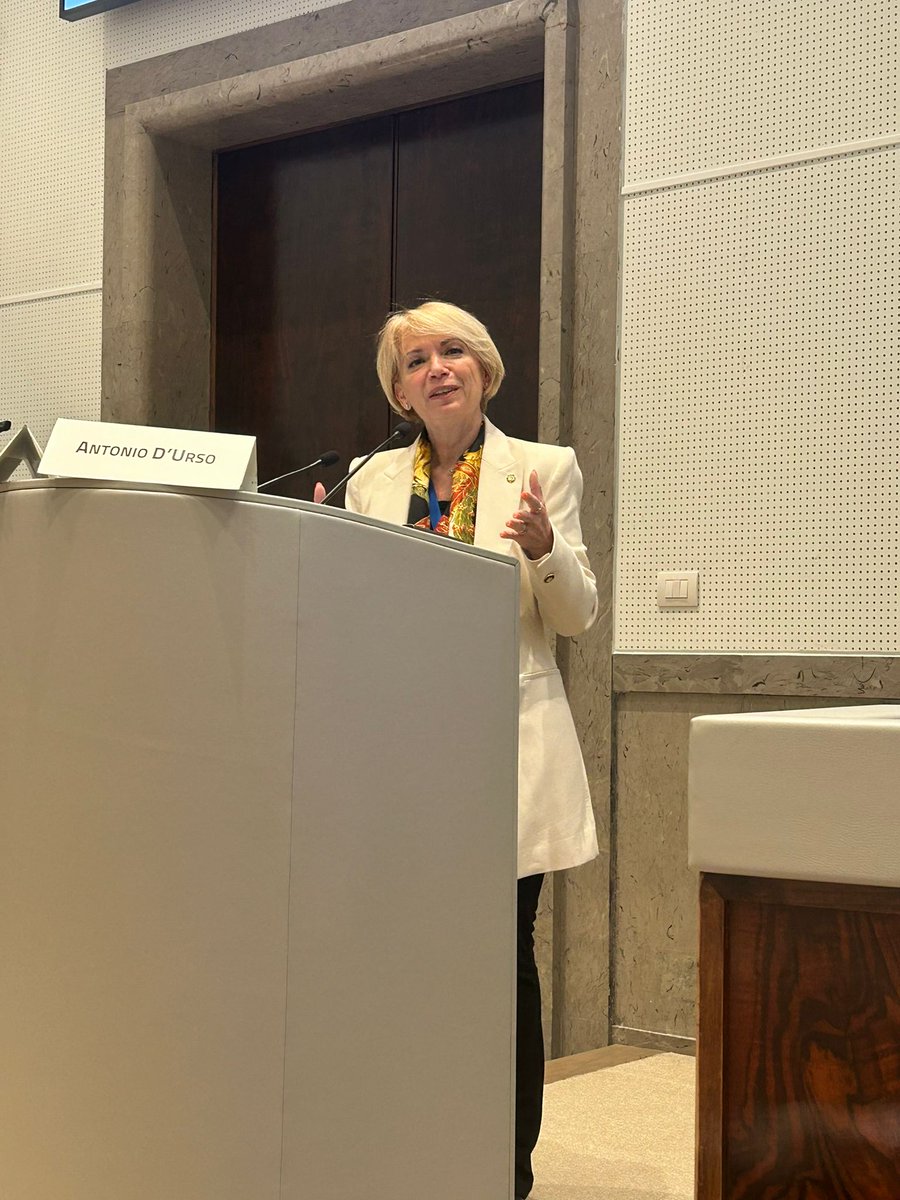 Usltoscsudest's tweet photo. #ipaziaccm2021
"Strategie di prevenzione della violenza su donne e minori attraverso la formazione di operatrici e operatori di area sanitaria con particolare riguardo agli effetti del Covid-19", coordinato da ASL TSE (dr.ssa Vittoria Doretti): il convegno ieri all'ISS. https://t.co/oC1iaMxEYw