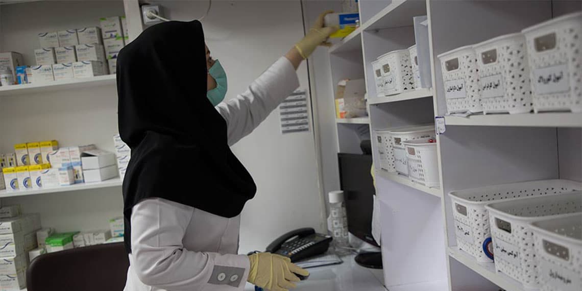 Iranian Regime Links Pharmacy Quotas to the Observance of Hijab While the regime focuses on hijab compliance, patients in #Iran continue to face challenges related to medicine shortages and high prices. Vital medications are sometimes only accessible through the black market.…