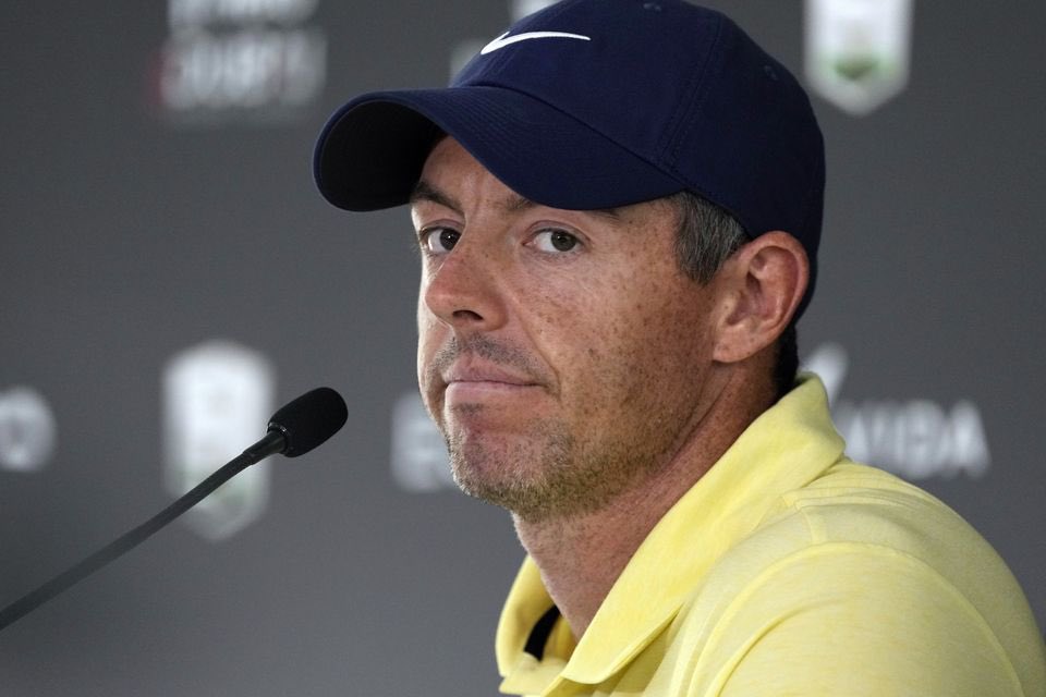 Rory says golf is split & needs a peace deal like the Good Friday Agreement: ⛳️ “Catholics weren't happy, Protestants weren't happy, but it brought peace and then you just sort of learn to live with whatever has been negotiated, right?' ⛳️ bbc.co.uk/sport/golf/art…